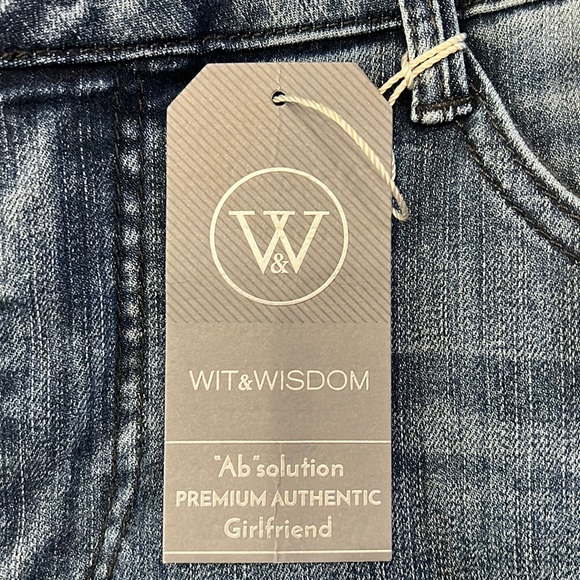 Wit & Wisdom Ab Solution Girlfriend Distressed Jean - Picture 9 of 16